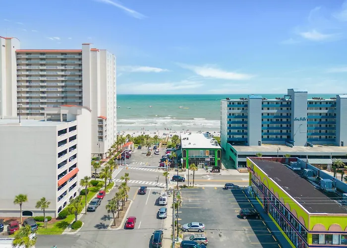 200Ft To Beach! North Myrtle Beach First Level Duplex Home, Pet Friendly!