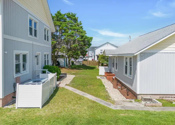 200Ft To Beach! North Myrtle Beach First Level Duplex Home, Pet Friendly!