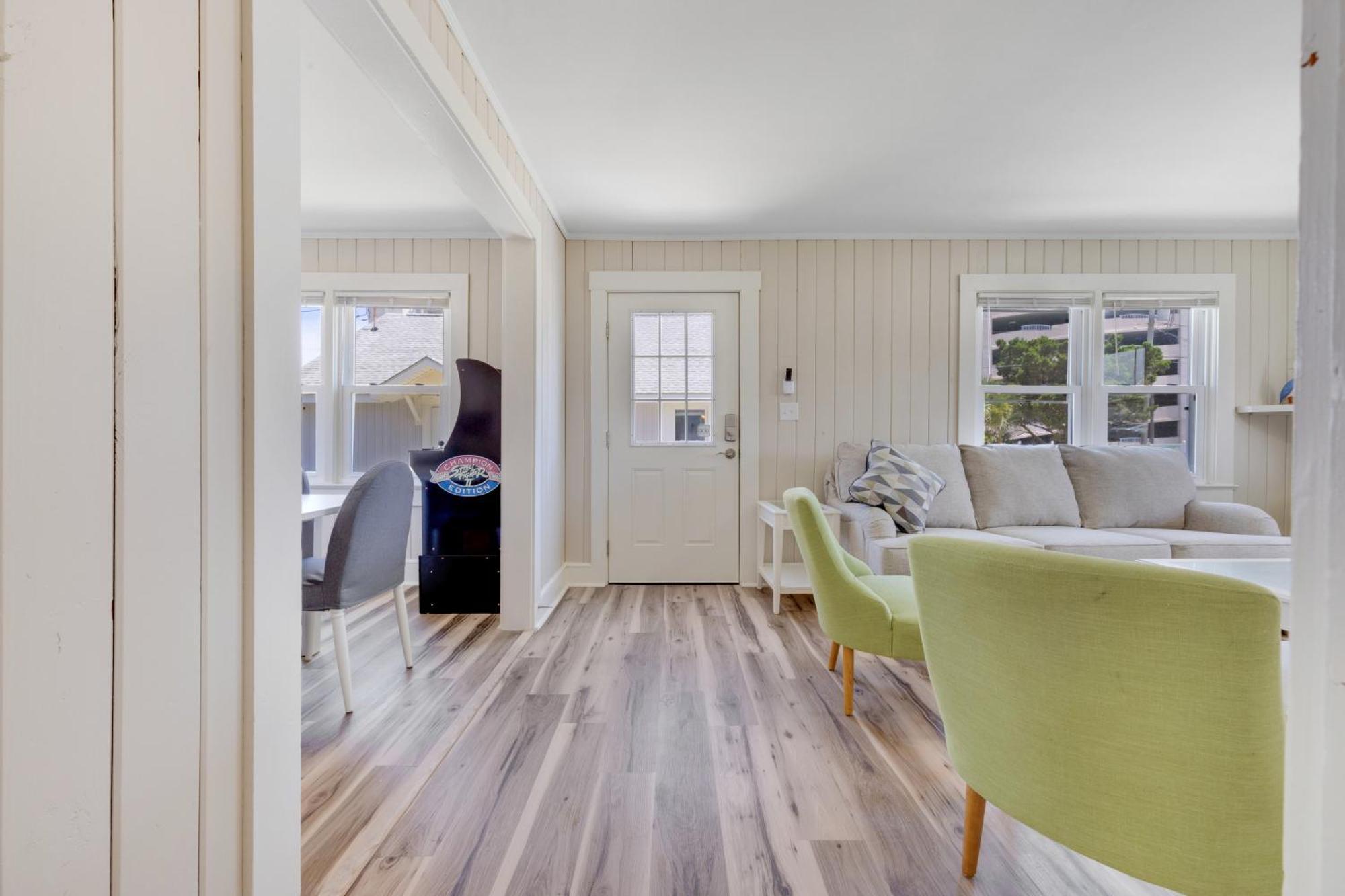 200ft To Beach! North Myrtle First Level Duplex Home, Pet Friendly! Hébergement de vacances